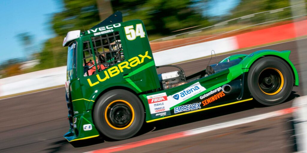 “O importante é que nós seguimos fortes na disputa” – Copa Truck