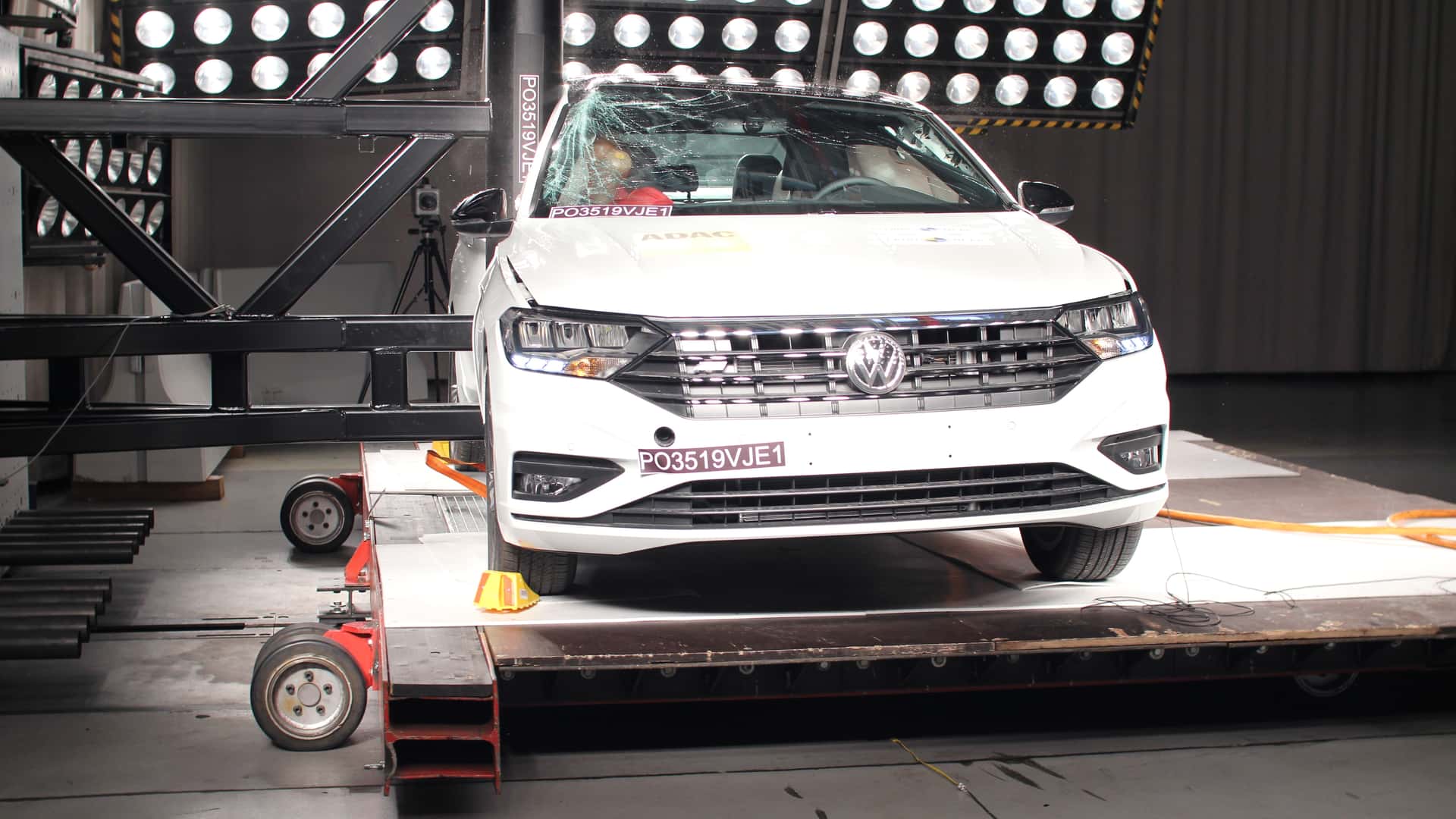 Volkswagen Jetta 2025 é testado pelo Latin NCAP; veja o resultado