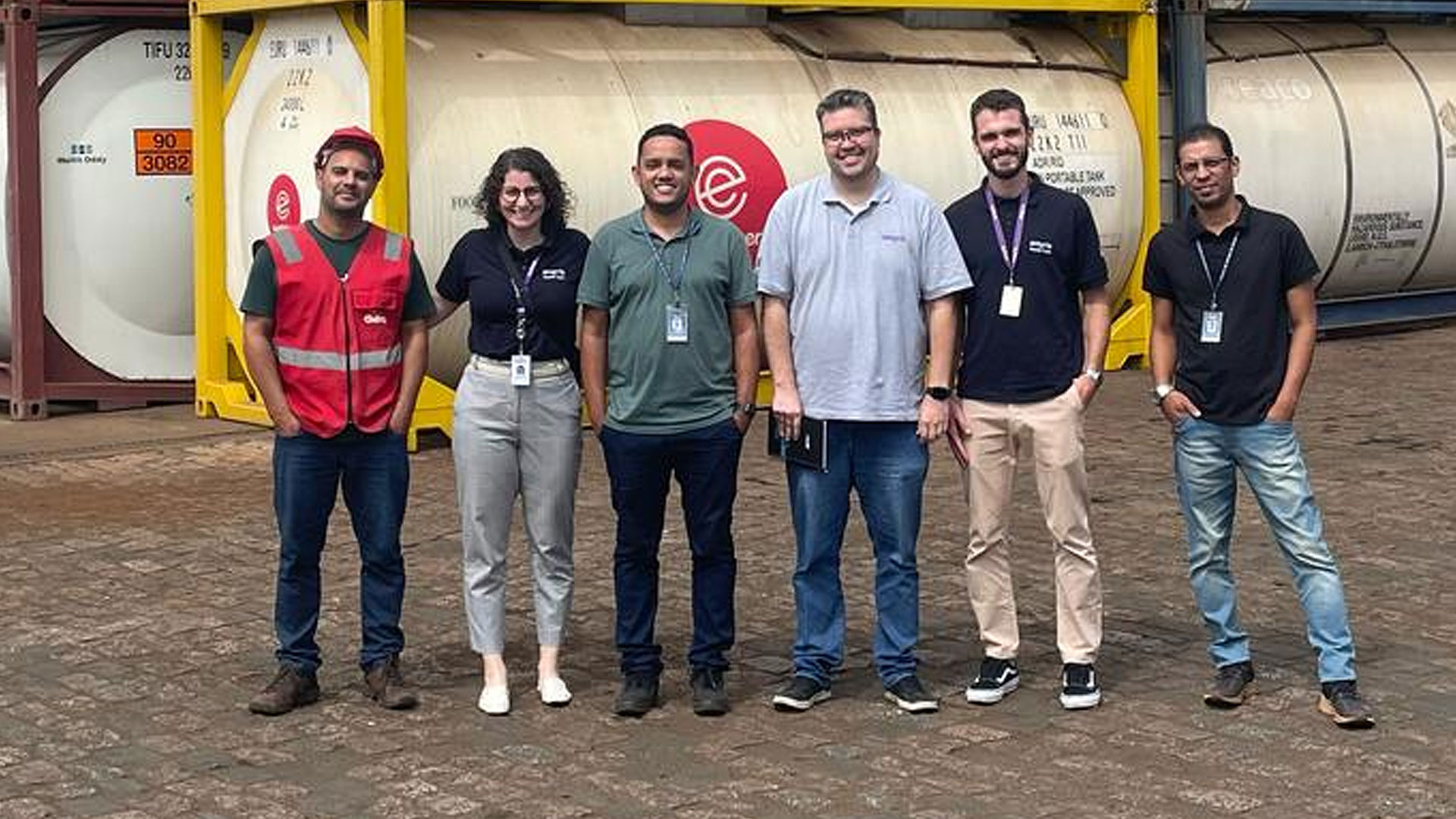 Gelog recebe equipe da Amyris para visita técnica e auditoria em biossegurança e qualidade