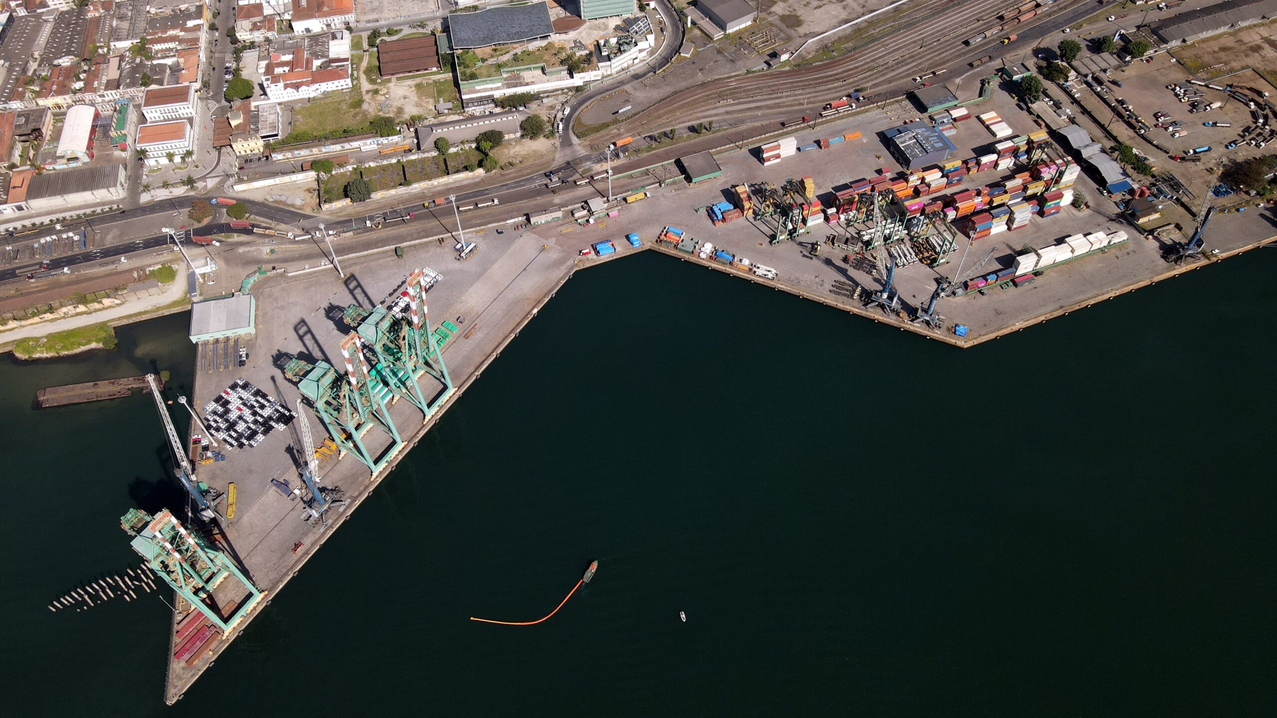Leilão Tecon Santos 10 no Porto de Santos segue sem data definida