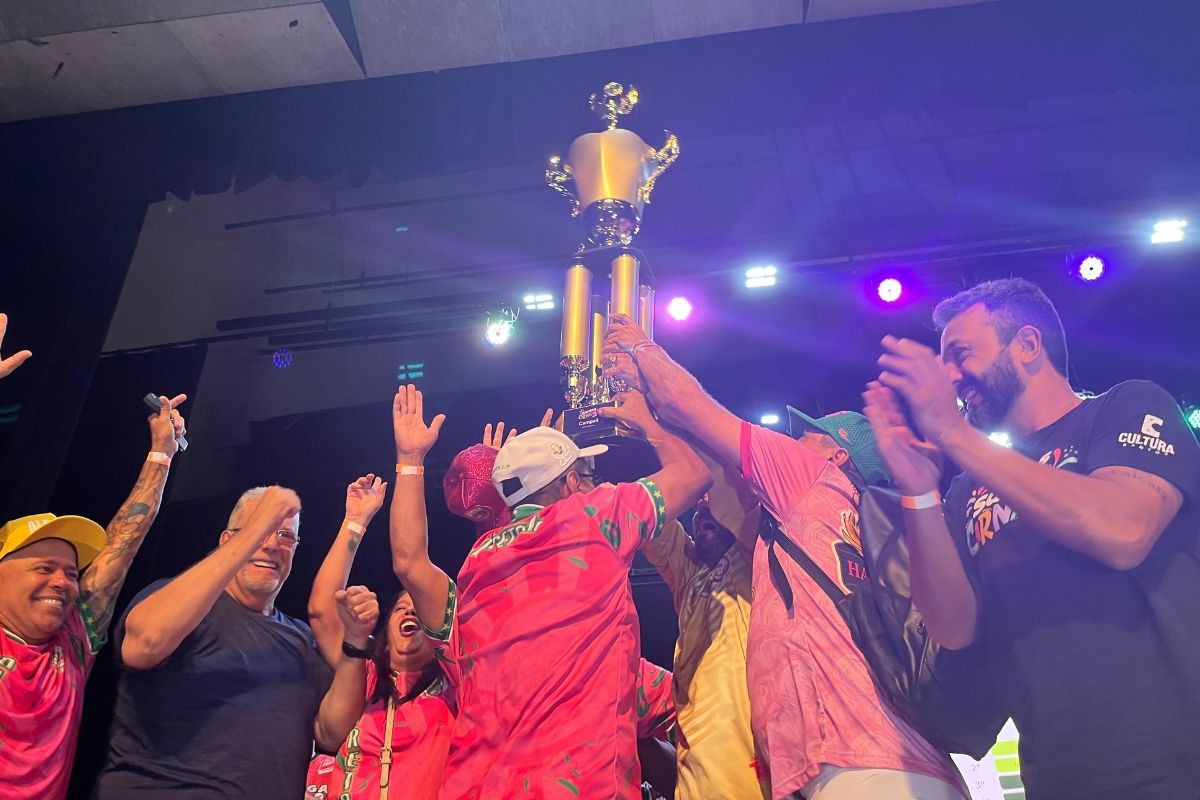 União Imperial é campeã do Carnaval de Santos 2026: veja resultado