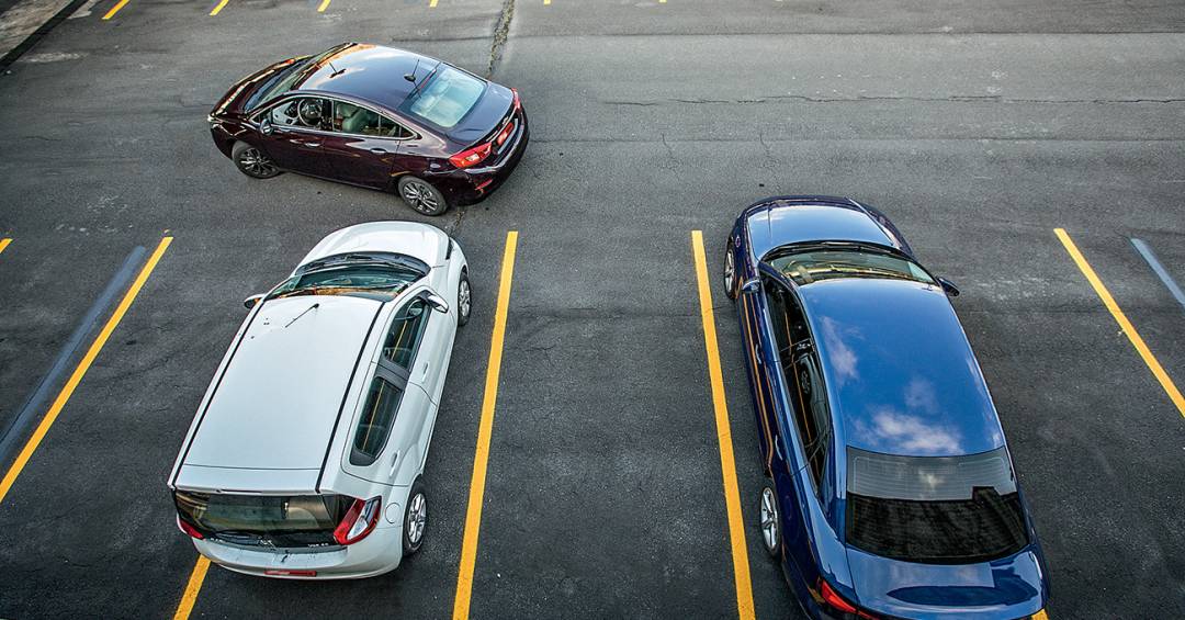 Fim da baliza: veja os carros que estacionam sozinhos mais baratos do Brasil