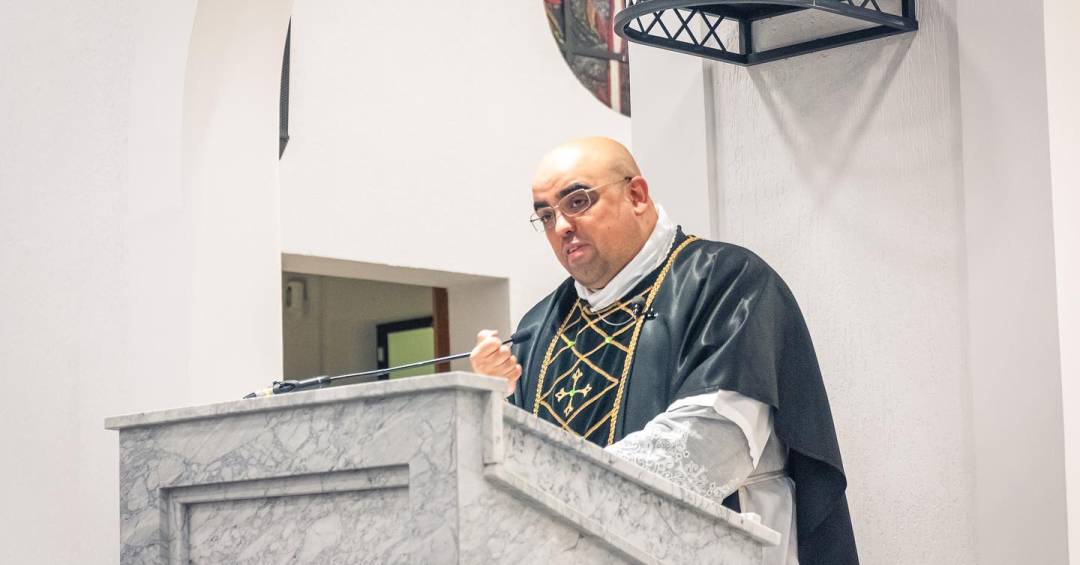 Padre que escapou de denúncia do golpe pede arquivamento de investigação