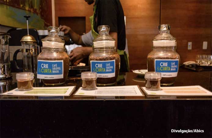 Exportações de café solúvel crescem 13,9% e somam 7,4 mil toneladas em fevereiro