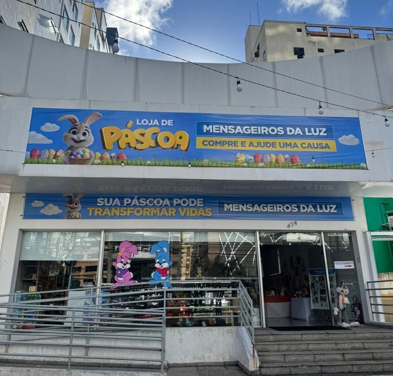 Loja de ovos de Páscoa solidária arrecada recursos em Santos