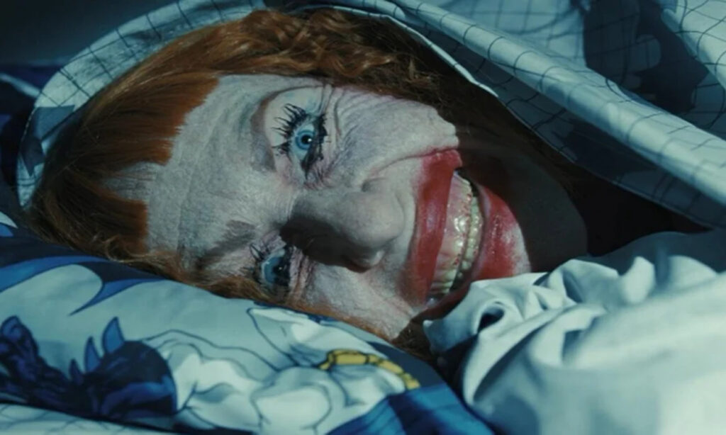 Amy Madigan, vencedora do Oscar por ‘A Hora do Mal’, celebra reconhecimento do terror pela Academia