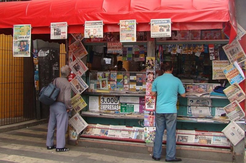 Bancas de jornais já podem vender bebidas alcoólicas, roupas e cigarros