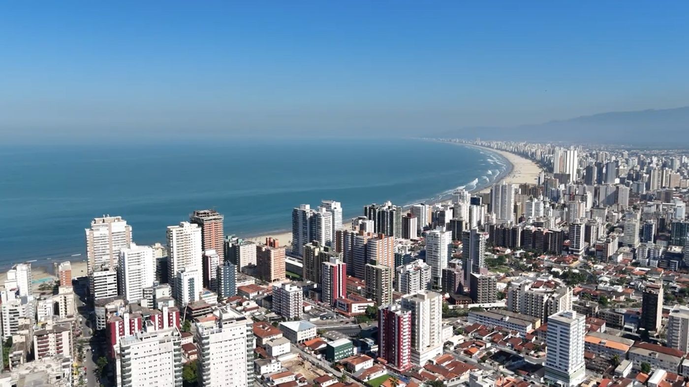 Vida frente ao mar: o que muda no dia a dia dos moradores