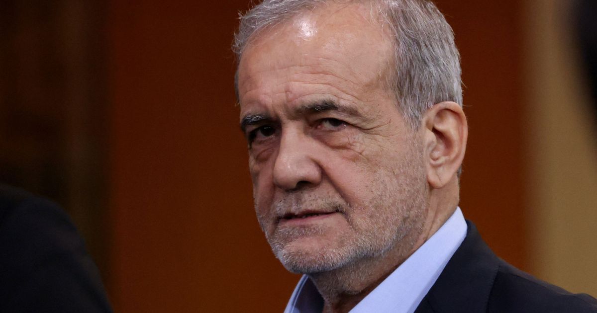 “Fadado ao fracasso”, diz presidente do Irã sobre bloqueio dos EUA