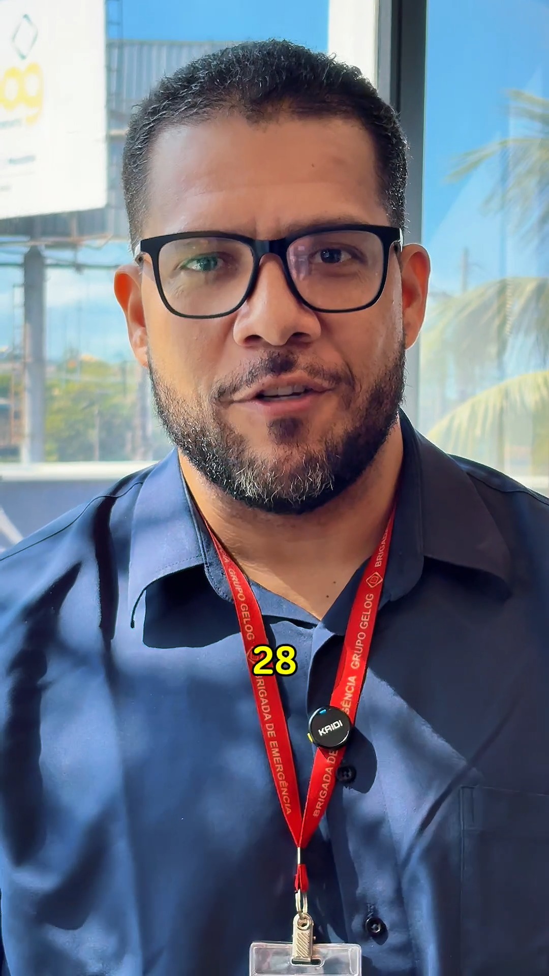 Sabe por que essa data é tão importante? A escolha do dia 28 de abril faz memória a uma tragédia que marcou o mundo. Em 1969, uma explosão em uma mina na Virgínia, nos Estados Unidos, tirou a vida de 78 mineiros. Um acidente gigante que mostrou, da forma mais dolorosa, a importância vital da prevenção. Na Gelog, essa data reforça ainda mais o nosso compromisso. Porque aqui, trabalho seguro não é sorte – é cultura. E essa cultura a gente constrói todos os dias, com ações, treinamentos e atitudes que priorizam a vida em primeiro lugar. Assista ao vídeo e entenda por que cuidar da segurança é um dever que a gente abraça sem descanso. 💚 #DiaMundialDaSegurança #SegurançaDoTrabalho #CulturaDeSegurança #Gelog #PrevençãoÉVida