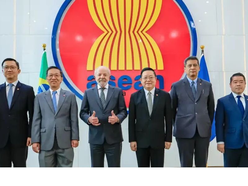 Brasil projeta ampliar comércio com a ASEAN e defende inclusão de bens manufaturados na pauta exportadora