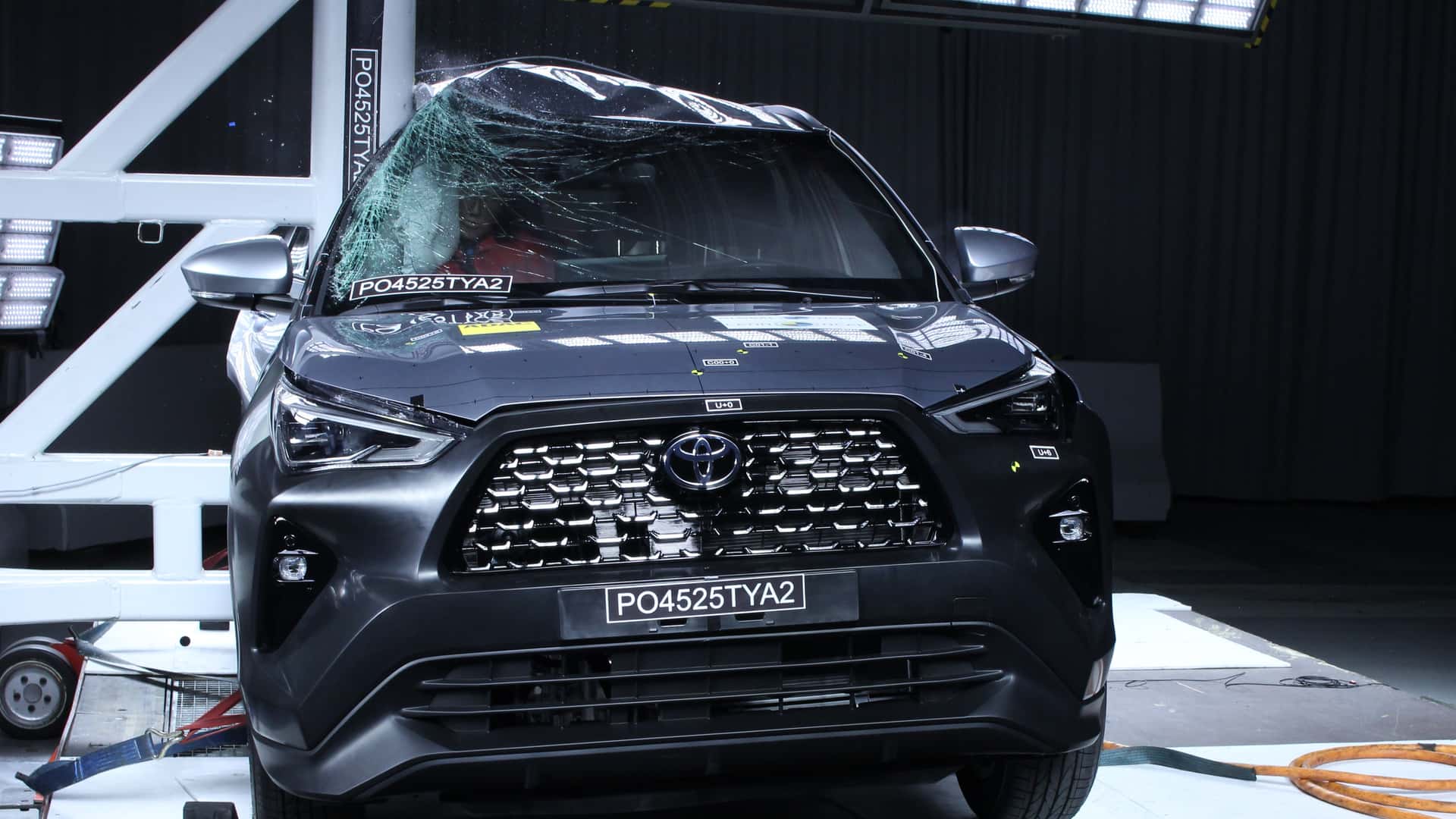 Toyota Yaris Cross decepciona com apenas 2 estrelas em teste de segurança