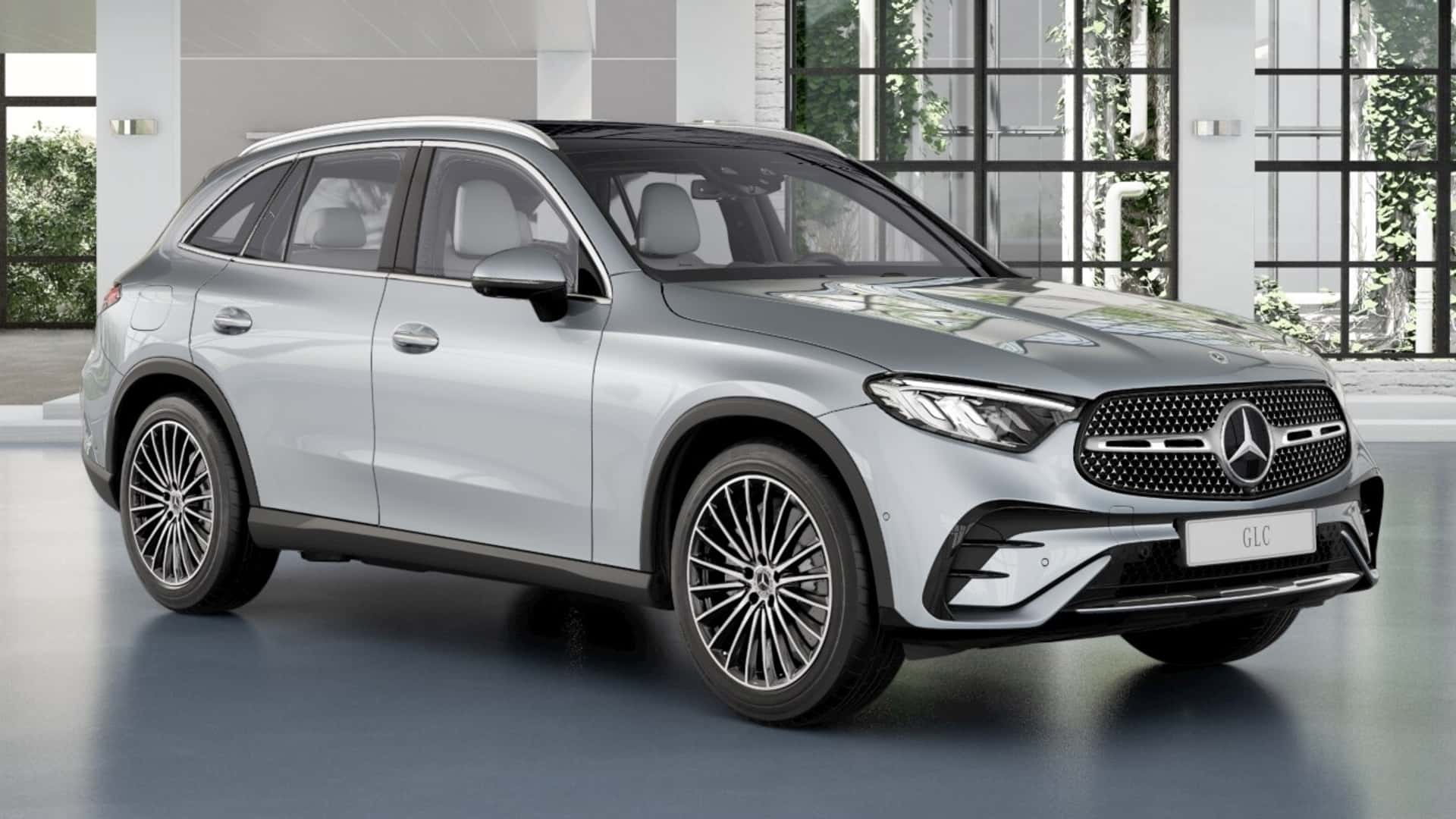 Mercedes-Benz GLC 300 ganha som 3D Burmester e custa R$ 527.900