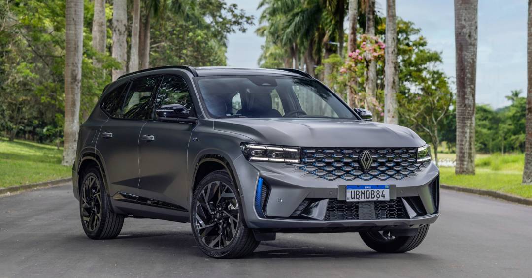Renault Koleos estreia no Brasil como híbrido de 245 cv por R$ 289.990