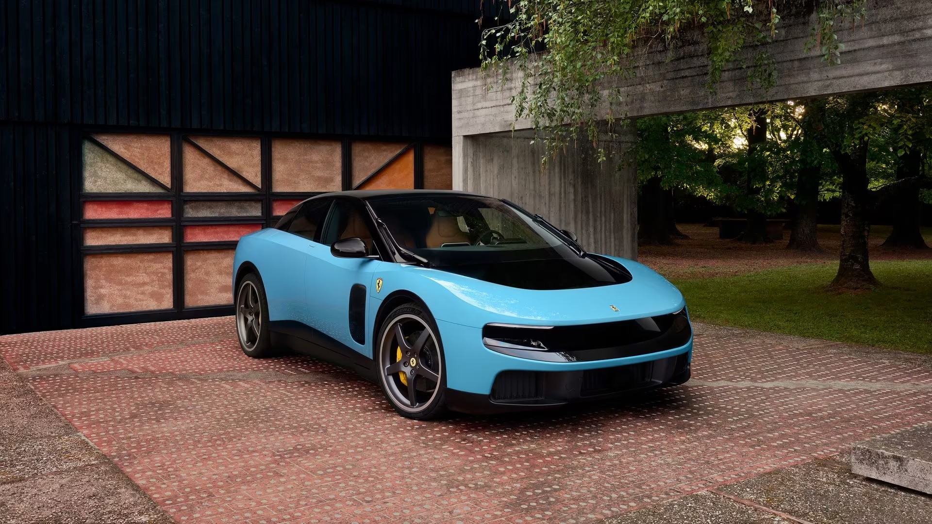 Luce: Ferrari defende seu 1º carro elétrico após reação negativa
