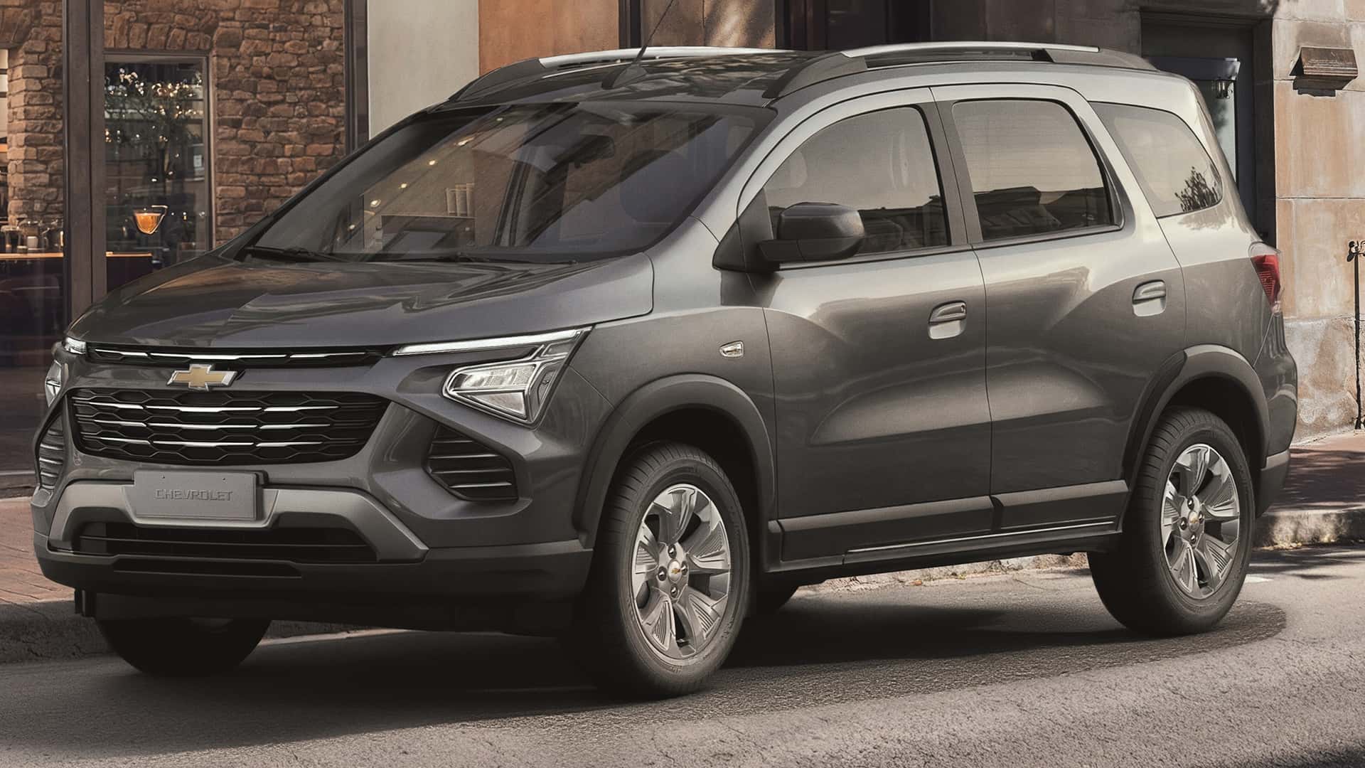 Chevrolet Spin 2027 ganha nova versão LTZ de cinco lugares