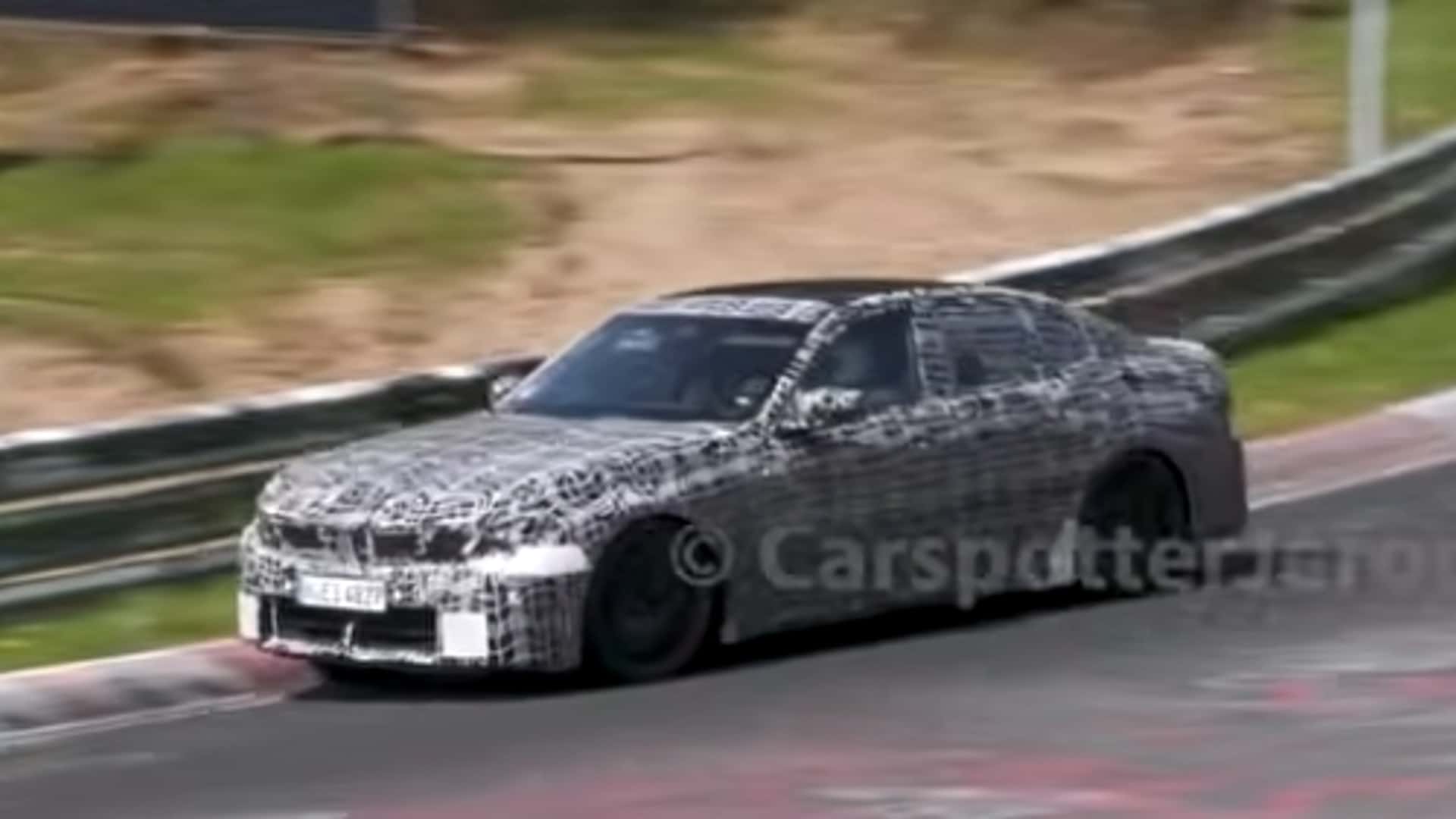 Nova geração do BMW Série 3 a combustão é flagrado em testes