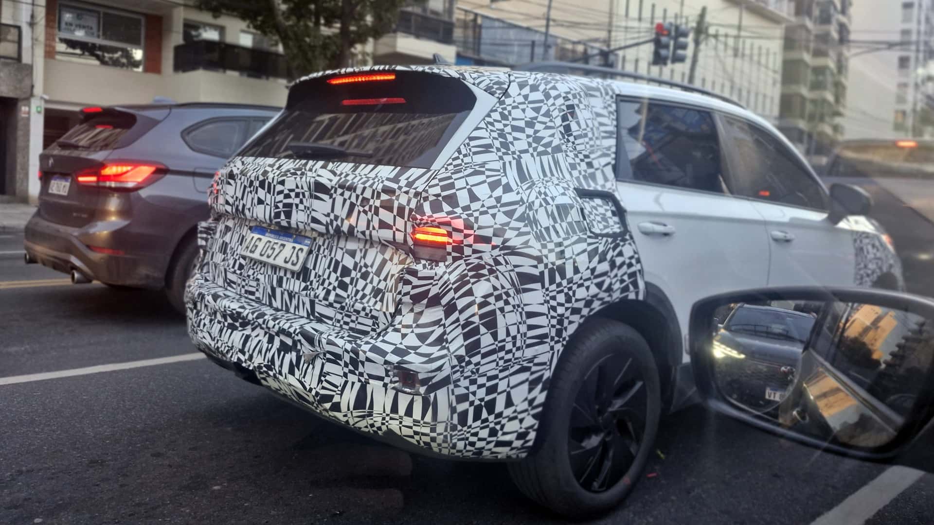 VW testa 1.5 TSI e sistema híbrido que virá ao Brasil