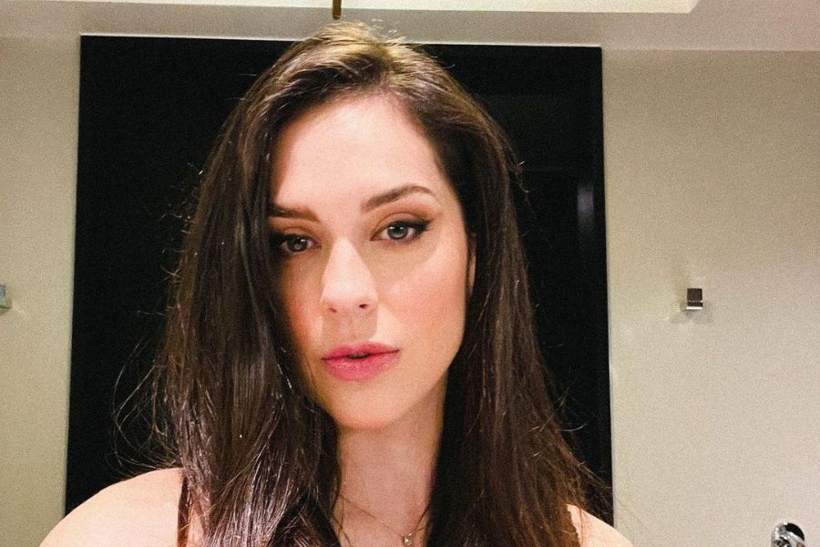 Vitória Strada e Sophia Abrahão gravam novo filme em vagão