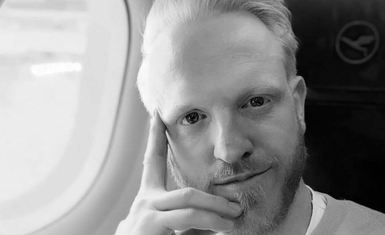 Owain Rhys Davies, ator de ‘Twin Peaks’ e ‘The OA’, morre aos 44 anos