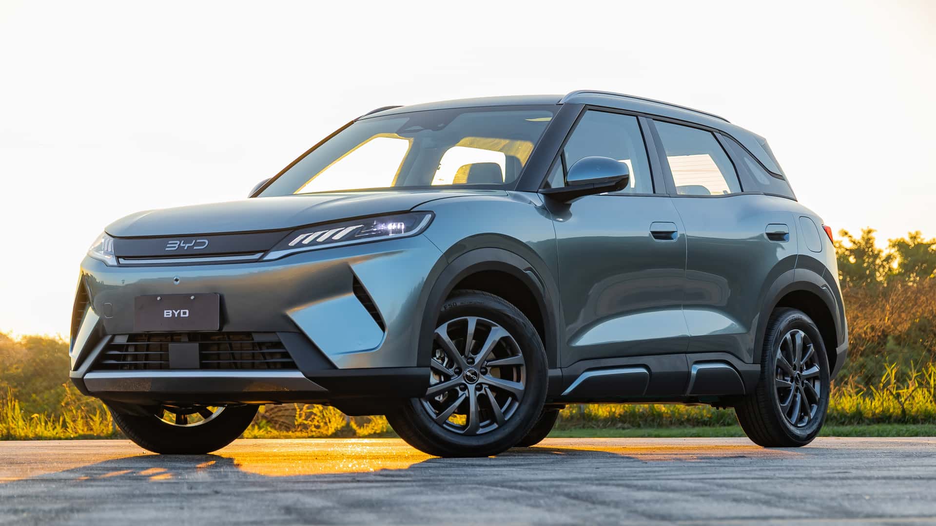 BYD Atto 2 Híbrido Plug-in Flex que roda mais de 1.000 km chega por R$ 149.990