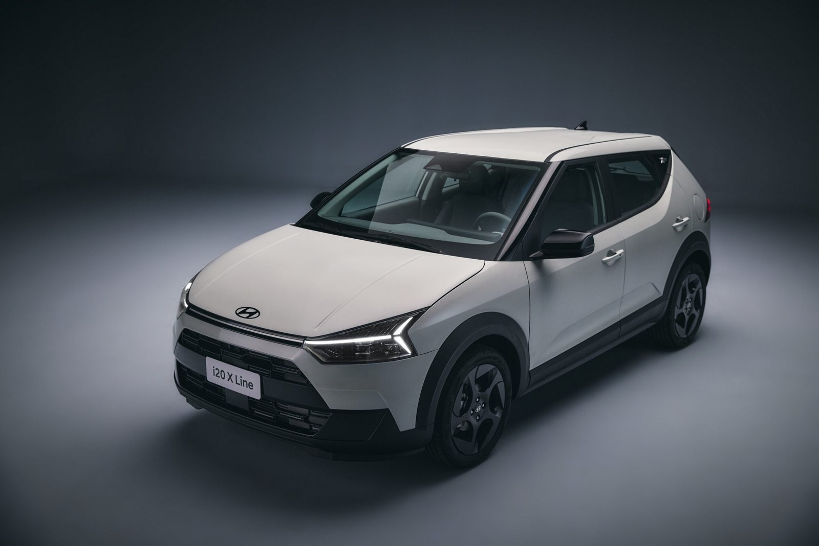 Hyundai lança i20 no Brasil e desafia onda dos SUVs com novo hatch