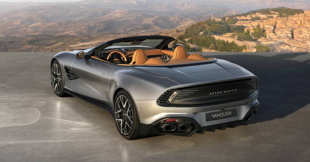 Aston Martin Vanquish 25 foca nos colecionadores saudosistas com V12 de 835 cv
