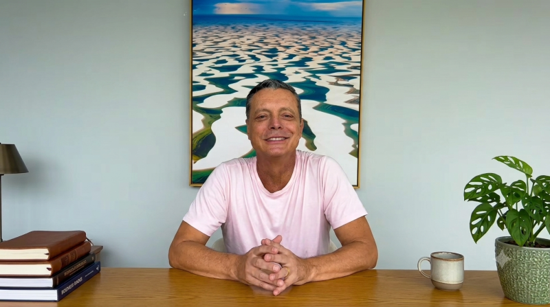 Prefeito Rogério Santos anuncia recuperação após tratamento contra câncer na garganta