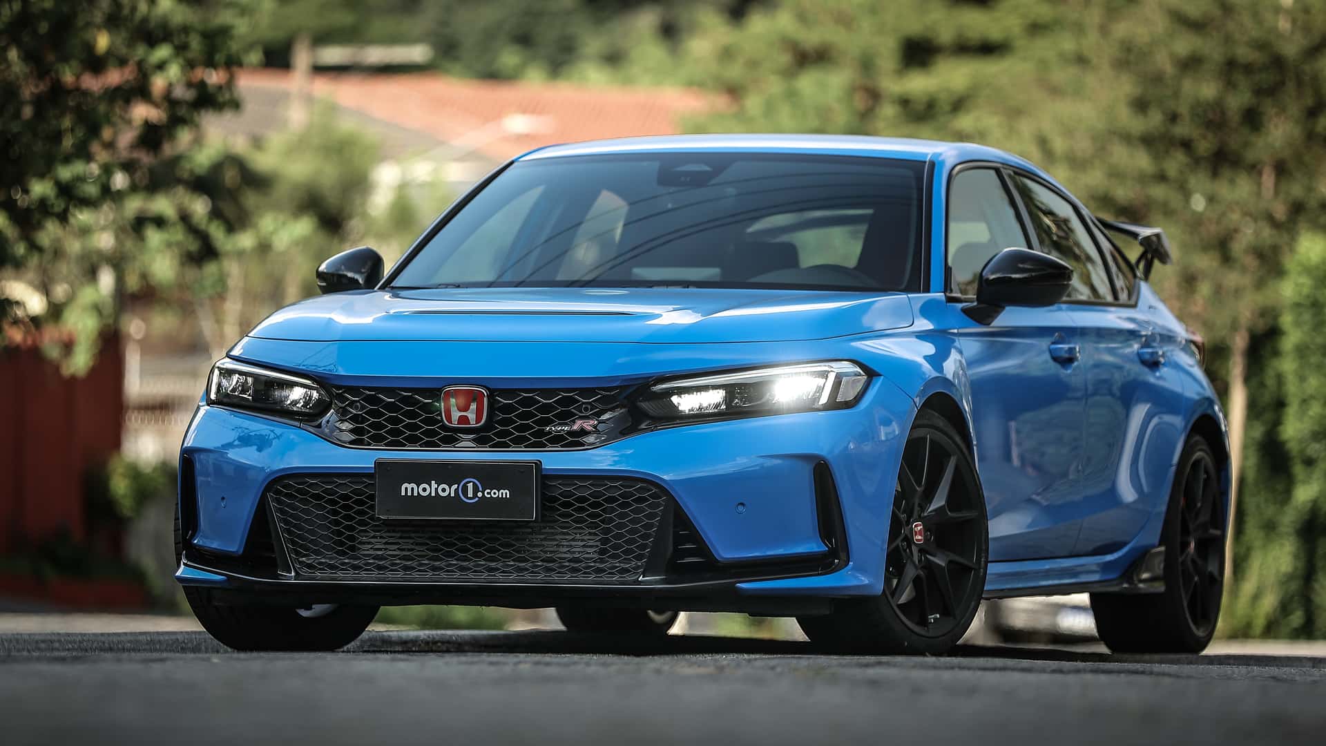 Os 43 carros manuais ainda vendidos no Brasil em 2026
