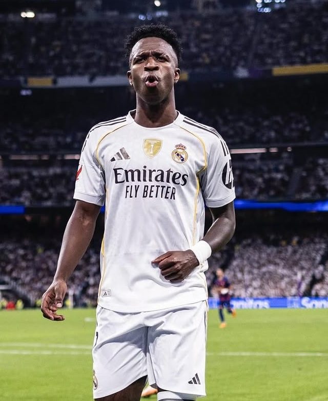 Arsenal avalia investida caso Vini Jr. não renove com Real