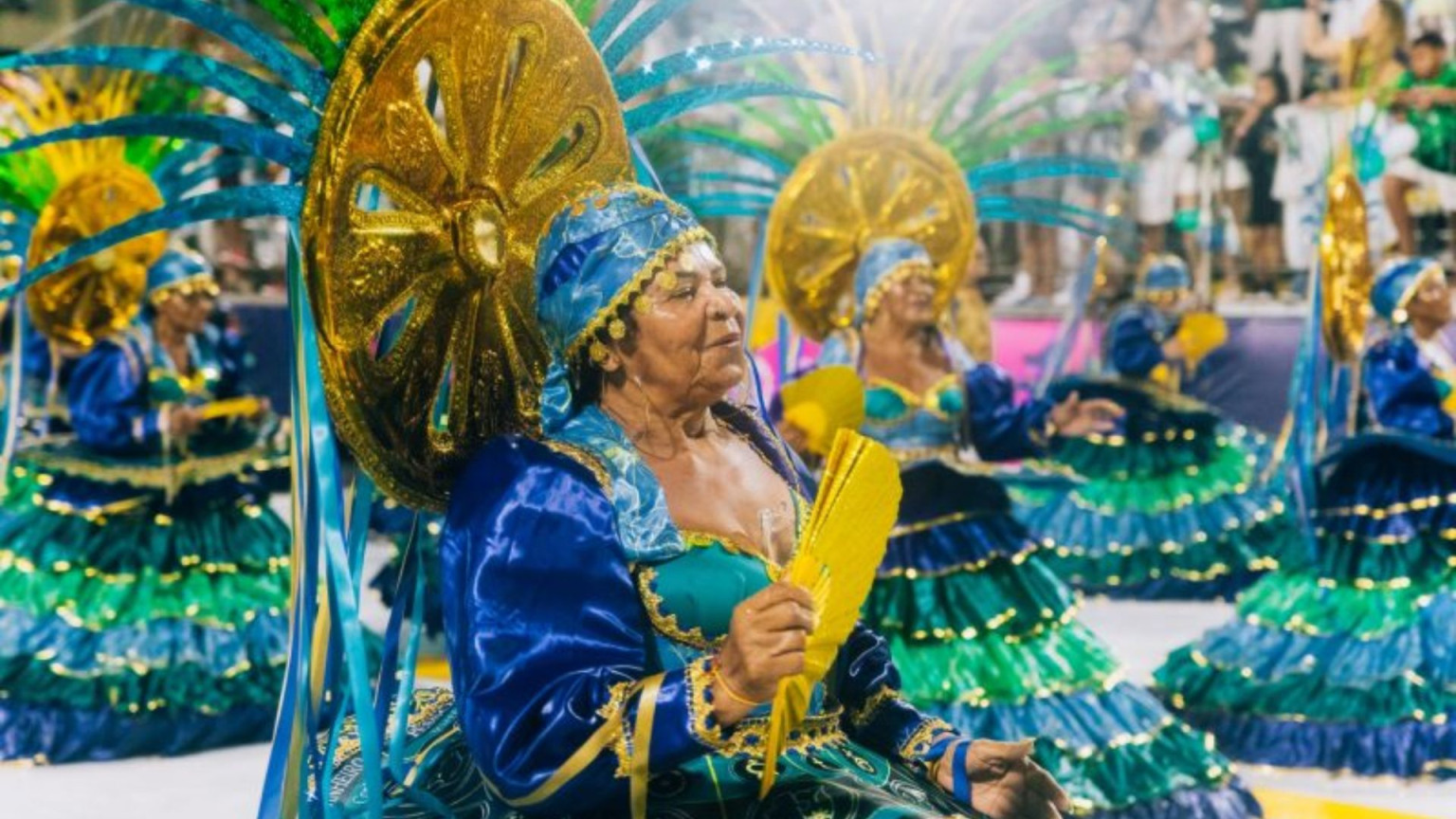 Santos aumenta verba para escolas de samba e destina R$ 2,7 mi ao Carnaval 2027