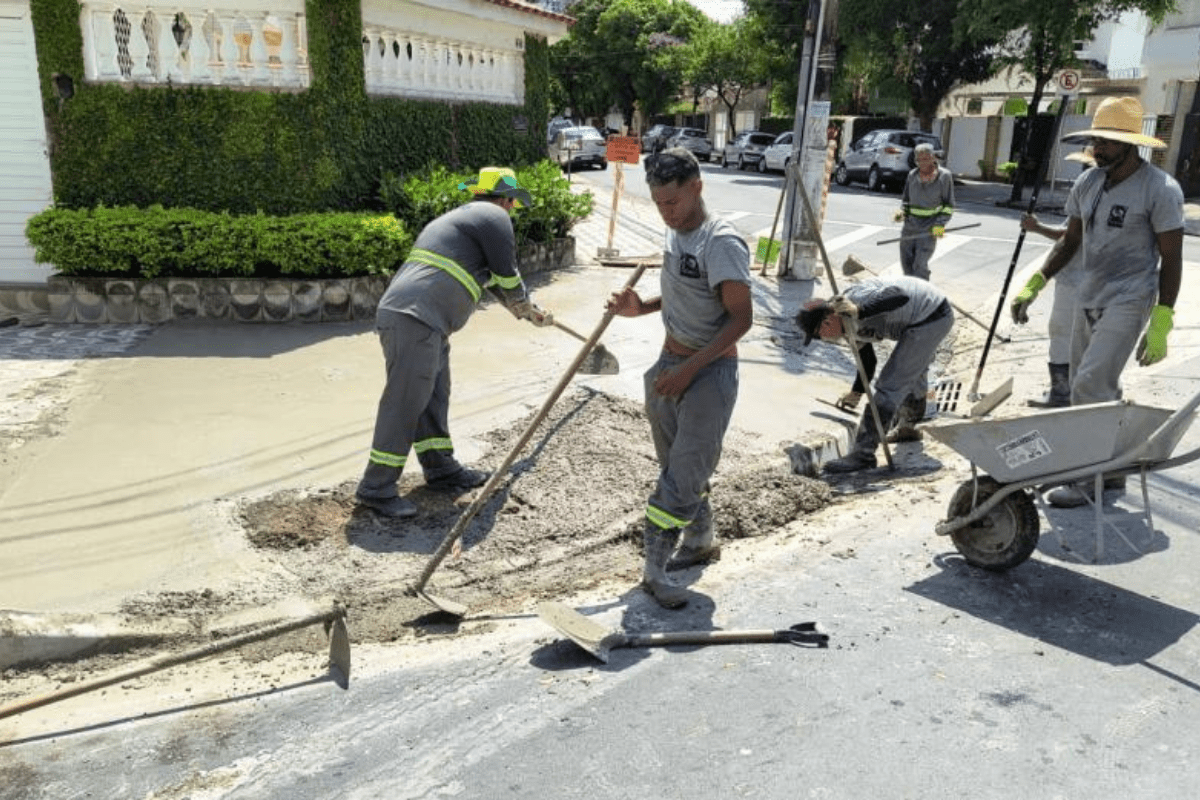 Prefeitura de Santos pode assumir de vez a manutenção das calçadas da cidade