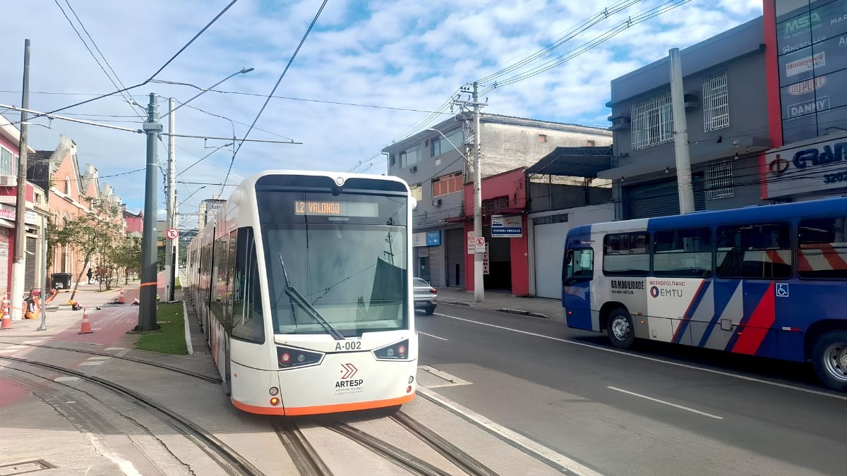 VLT de Santos continua sem cobrança de tarifa em 12 estações até a instalação de portas automáticas