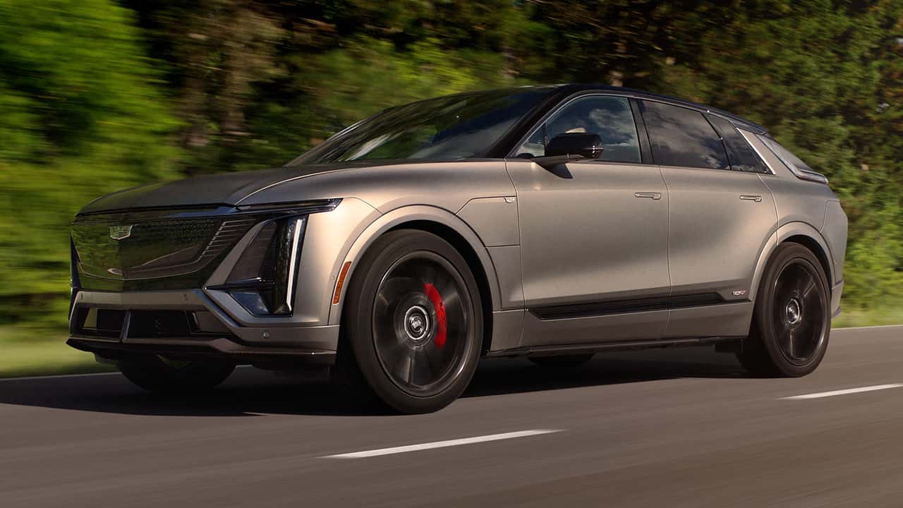 Cadillac inicia pré-venda dos SUVs elétricos Lyriq e Vistiq no Brasil