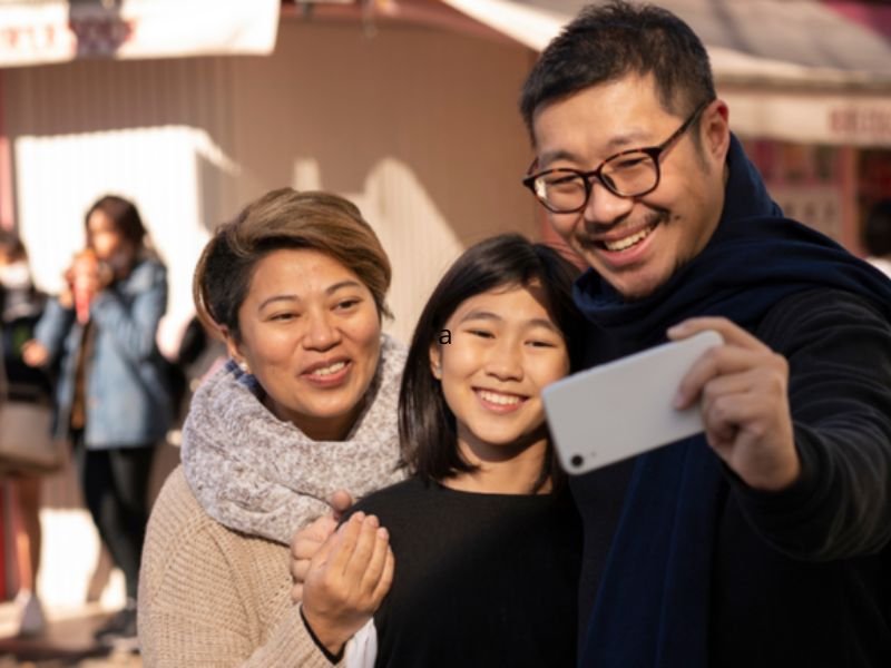 Com isenção de vistos, entrada de turistas chineses no Brasil bate recorde e já supera todo o ano de 2025