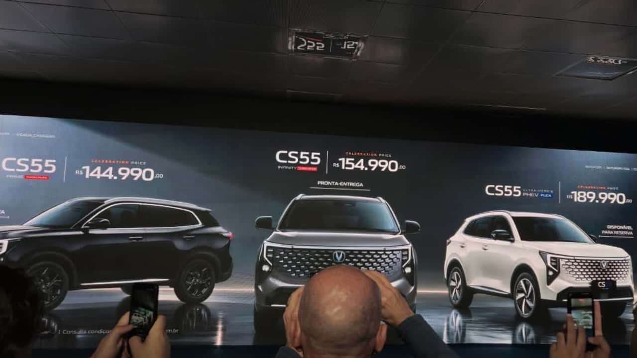 CAOA Changan CS55 chega por R$ 144.990 e tem versão PHEV flex de 286 cv