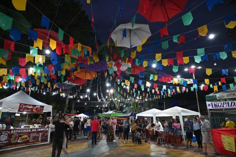 Festa de Tradições Nordestinas reúne gastronomia e música neste sábado (26) em Santos