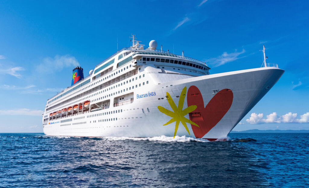 Navio Buenavista abre temporada de cruzeiros no Porto de Santos