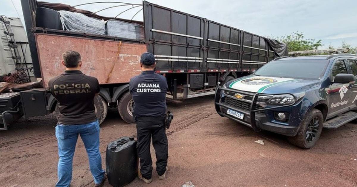 PF e Receita interceptam 17 mil litros de insumo para cocaína em MS