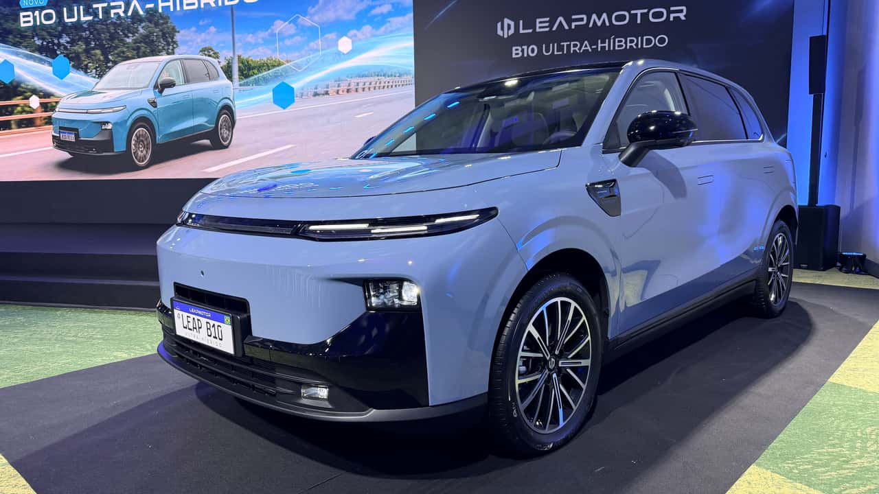 Leapmotor B10 REEV (ultra-híbrido) chega por R$ 179.990 com 900 km de autonomia